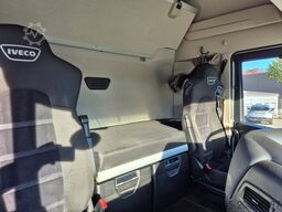 Iveco S-WAY 460 LNG / MEGA / INTARDER / 30 STU