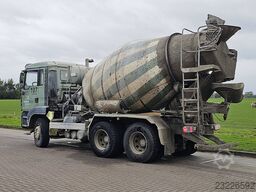 MAN 26.320 TGS 7m3 Liebherr