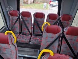 MERCEDES-BENZ 30 Sitzer Schul- Transferbus 519 Lagerfahrzeug