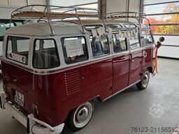VOLKSWAGEN T 1 Samba mit Safarifenster