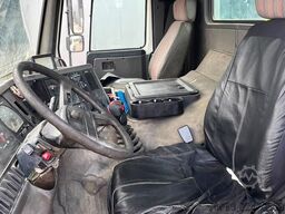 Volvo FL 10 - 320 (LAMES / STEEL SUSP. / 10 TYRES / M...