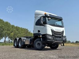 Iveco T-Way AT720T47TH Tractor Head (4 units)