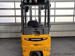 Jungheinrich EFG 215  Triplex