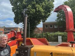 Dücker HM 200