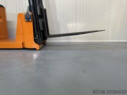 STILL EXG 16 - Tilting Forks * DEMO