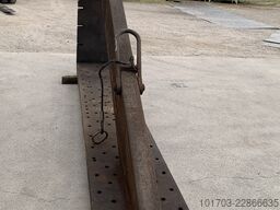 Equerres de bridage en fonte 4000 x 2000 x 575 mm