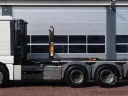MAN TGX 35.480 8X4-4BL/ MANUAL/ 26T HOOK/ HYVA LIFT/