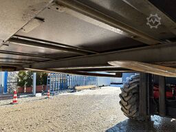 Krone Jumbo Plattform 7,82 mit Lochleiste