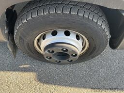 Iveco 70C17 Kommunal + Schneepflug / Swiss-Vehicle