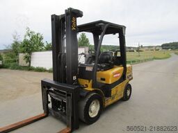 Yale 3T - Triplex-Freihub 4,9m + ZINKENVERSTELLER