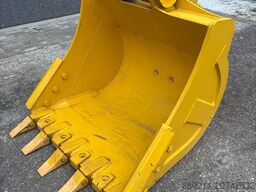 Komatsu PC 210-10M0 (New / Non CE Certified)