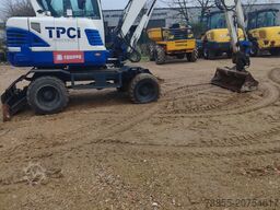 Hyundai R55W-9A with 3 excavator buckets