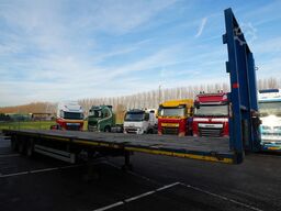 Pacton 3 AXLE FLATBED WITH TWISTLOCKS