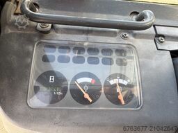 NISSAN FD01A15 duplo330 sideshift / 4e Functie DIESEL FULL CAB. LOW HOURS