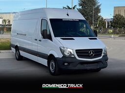 Mercedes-Benz sprinter 319