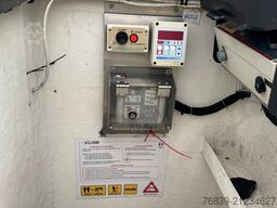 Iveco Daily 35S14 200 kg 2 persoonslift  1000 V Bucke...