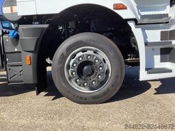 Ford Ford 4x2 Road 1833 Low Roof Sleeper Cab