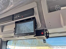Iveco EuroCargo 150 E25WS Midi Bus (2 units)