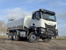 Iveco T-Way AD380T47WH Water Tank Truck
