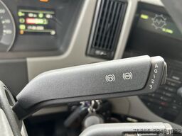 Volvo FM 330 Globetrotter / 742 dkm / VEB+ / Spoilers...