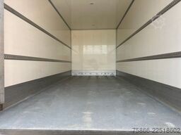 MAN 12.250 TGL BL Iso Koffer 5.70m orig.110.777 km