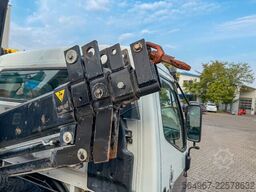 FUSO Canter Pritsche + Kran