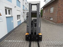 Jungheinrich EFG 215 - Triplex - Baujahr 2022