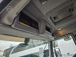 Volvo FL240 4x2 Ladeborwand