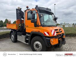 Mercedes-Benz Unimog U 427 mit Hiab Kran