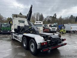 MERCEDES-BENZ Antos 2543 6x2 Hiab 21T