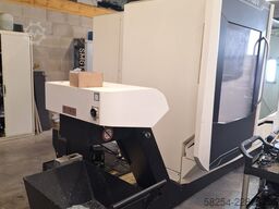 DMG MORI CMX 1100 V