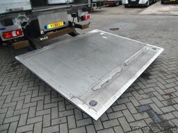 Mercedes-Benz Antos 1924 + EURO 6 + CARRIER 950 MT