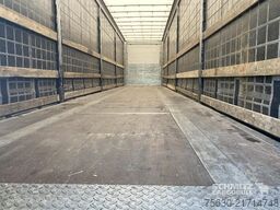 Schmitz Cargobull Semitrailer Curtainsider Coil