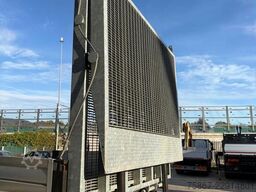 Mercedes-Benz Actros 2542