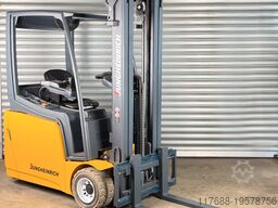Jungheinrich EFG 220 - Service Neu - Batterie 90% - 5m Hub - 2t