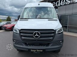 Mercedes-Benz Sprinter 319 CDI 4x4 3665 DISTRONIC AHK LED