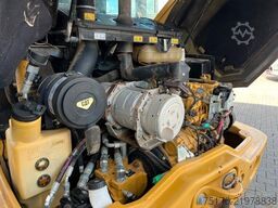 CAT 908M / 2.644h / Gabel / Schaufel