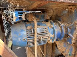 Gross Holzwolf 2500