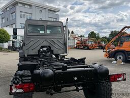 Mercedes-Benz Hochgeländegängig U4023