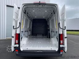 MAN TGE 3.180 L4H3 Kasten 4x4 STANDHZ ACC LENKRADHZ