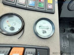 JCB 940 / TRIPLEX 4500 / FREE-LIFT NEW TIRES