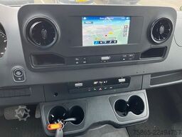 Mercedes-Benz Sprinter 316 2.2 CDI / Box / Loadlift / Air-Sus...