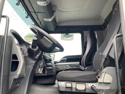 MAN TG-S 26.400 6x2-2 BL 3-Achs Kipper Kran +Funk+Gr