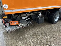 Kögel / SOR Iberica-S3E / Carrier Vector 1550 / Kuhl ...