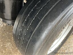 Kögel / SOR Iberica-S3E / Carrier Vector 1550 / Kuhl ...