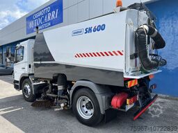 Mercedes-Benz Atego 1324