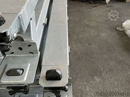 Müller Mitteltal Ausgleichsbock für Satteltieflader incl. Conatinerverschlüssen