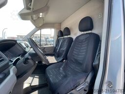 VOLKSWAGEN Crafter Kasten inkl. Regalsystem