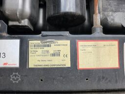 SCHMITZ CARGOBULL Tiefkühler City mit Rolltor, Thermo King SLX 100