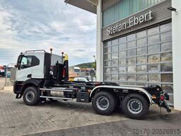 IVECO X-Way AT300X48Z/P HR OFF 6x4 Hiab Winterdienst